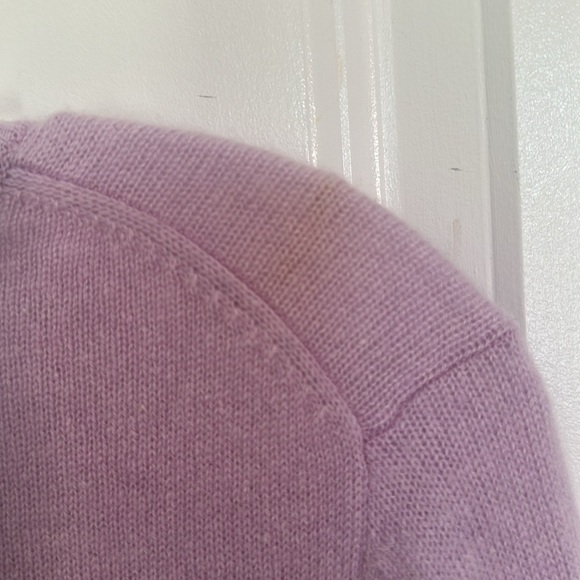 Peck & Peck Luxury 100% cashmere 2-ply lilac colored, Medium - Picture 5 of 7